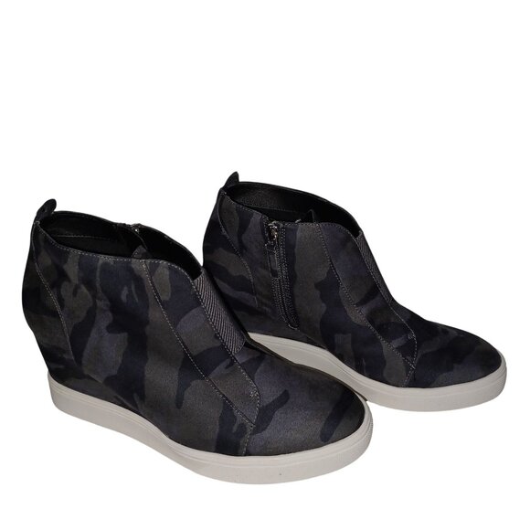 Mia Christie Suede Grey Camo Hidden Wedge Shoe Sneakers Booties Womens Size 10 M - Picture 1 of 15